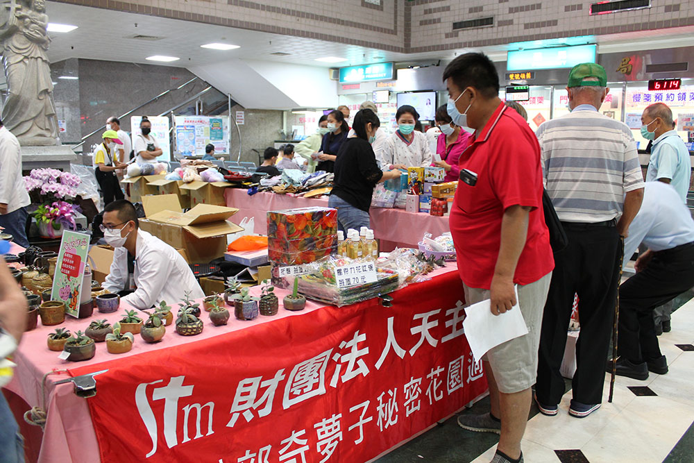 奇夢子愛心義賣，精障患者手藝展自信